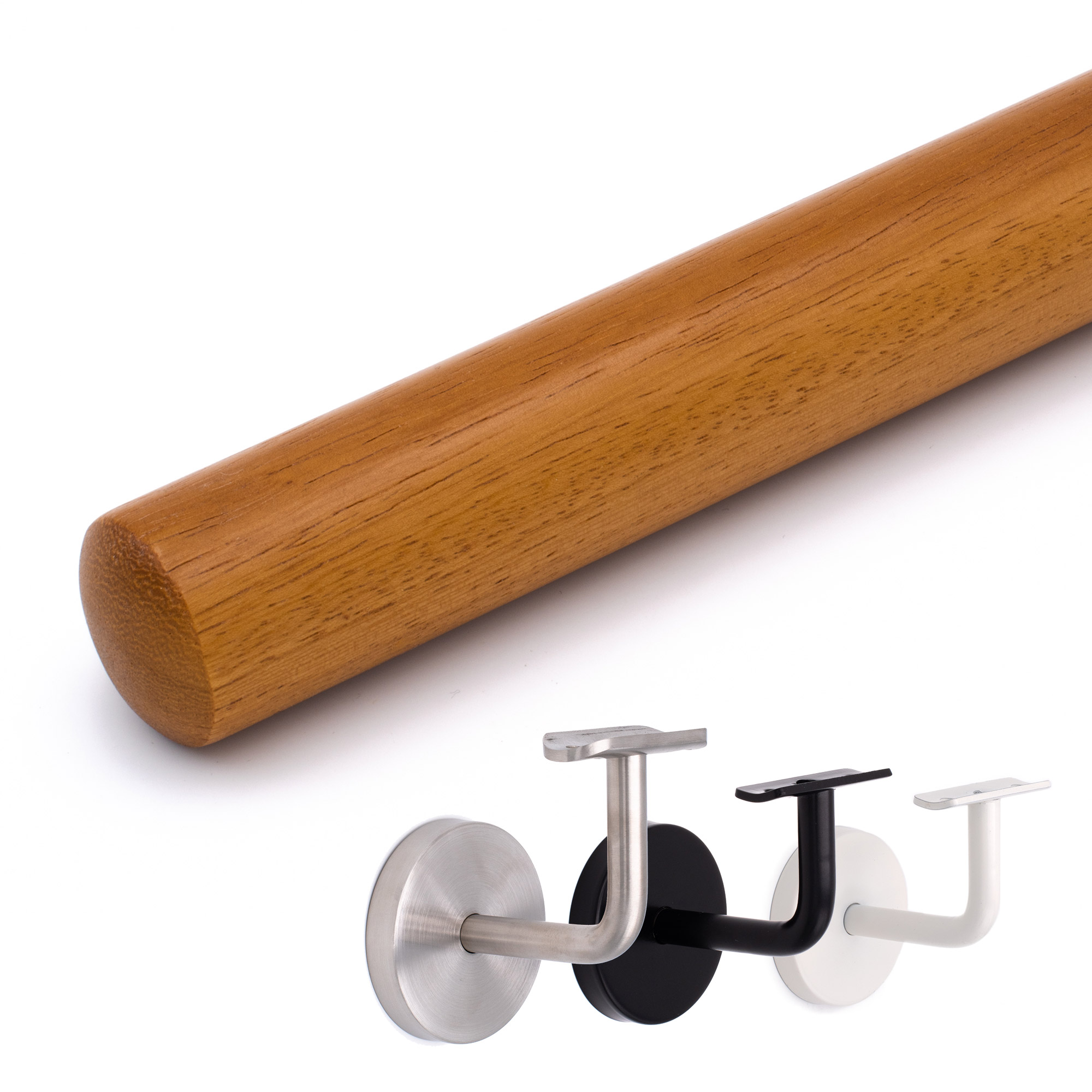 Main courante ronde en iroko à extrémité droite, en dessous trois supports muraux au choix : inox, noir et blanc