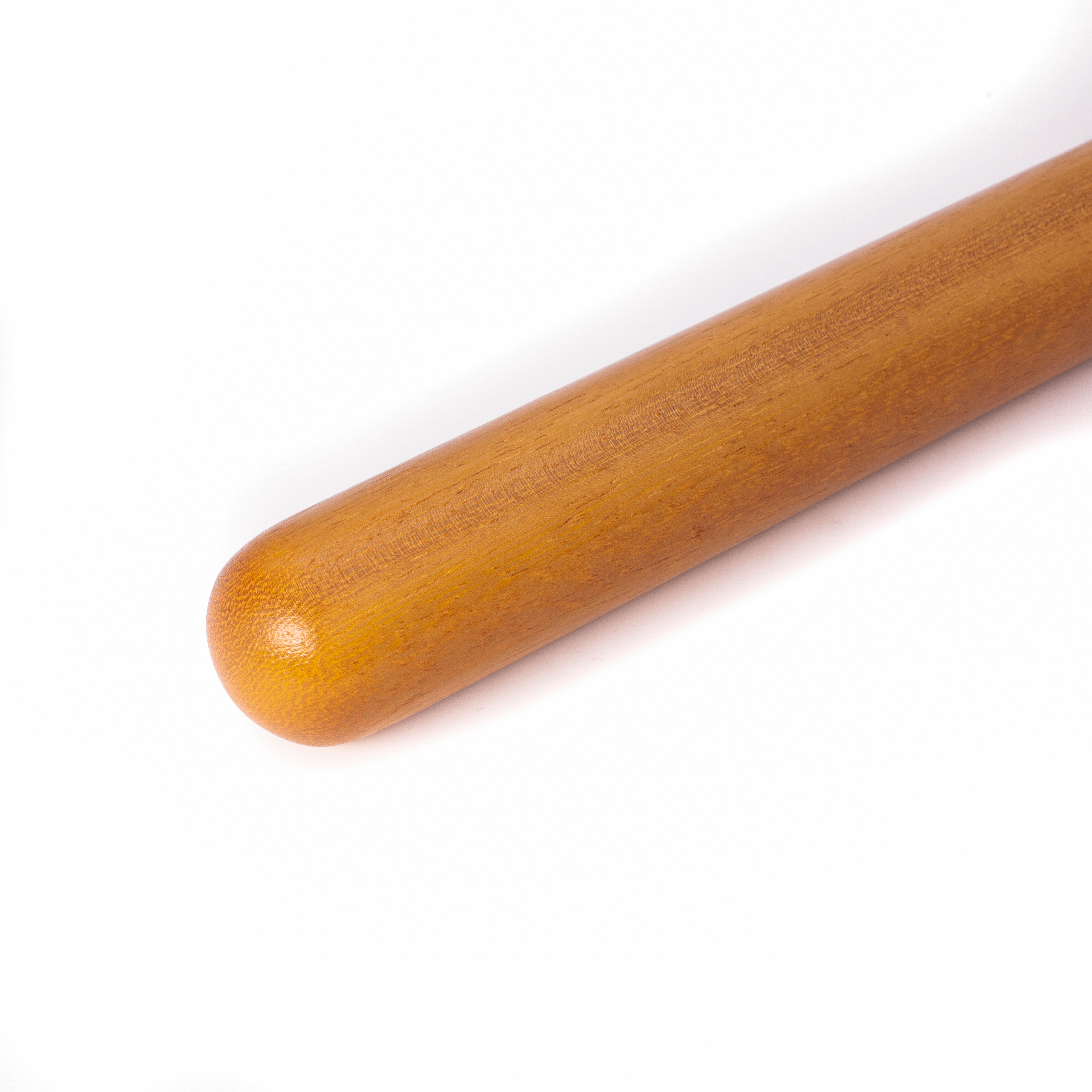 Main courante ronde en iroko à extrémité demi-sphère, détourée, bois brun doré à surface lisse, vue oblique