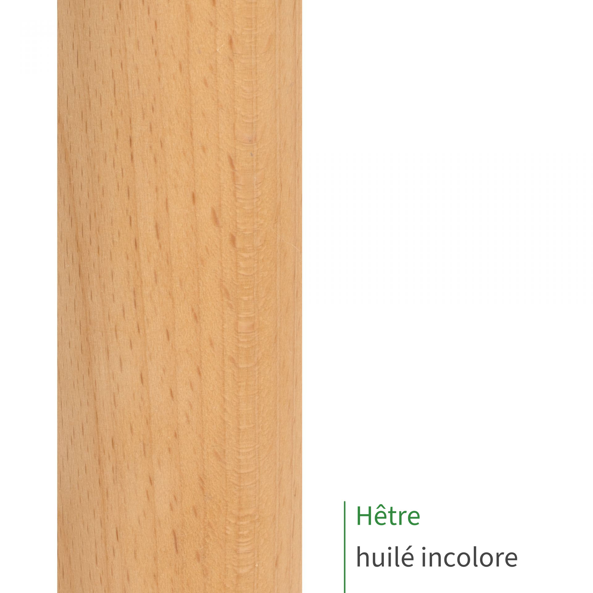 Main courante en hêtre huilé incolore : gros plan sur le bois au ton chaud et son veinage fin, mention Hêtre huilé incolore