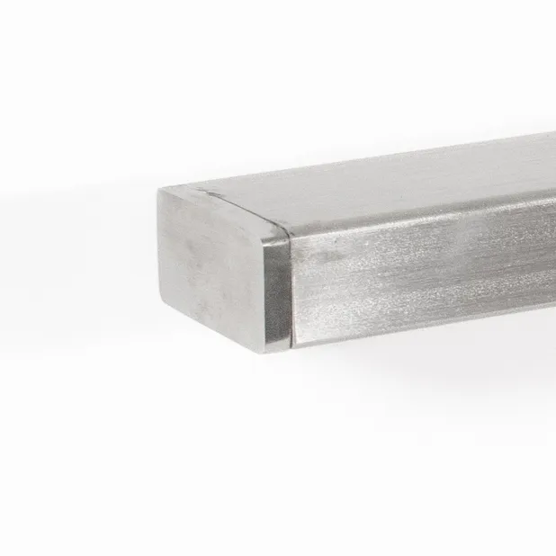Main courante rectangulaire en acier inoxydable