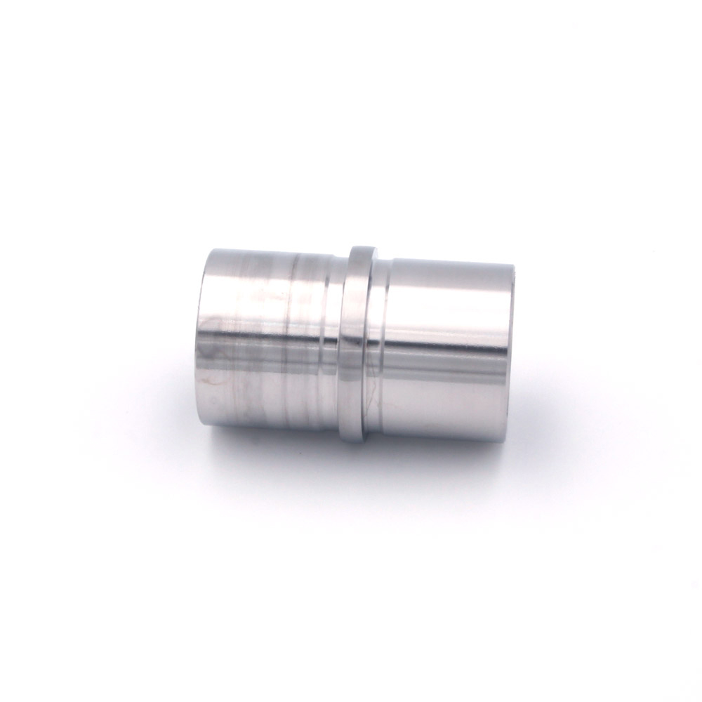 Raccord droit en inox pour main courante inox de 42,4 mm, pièce cylindrique avec bague au milieu, détouré