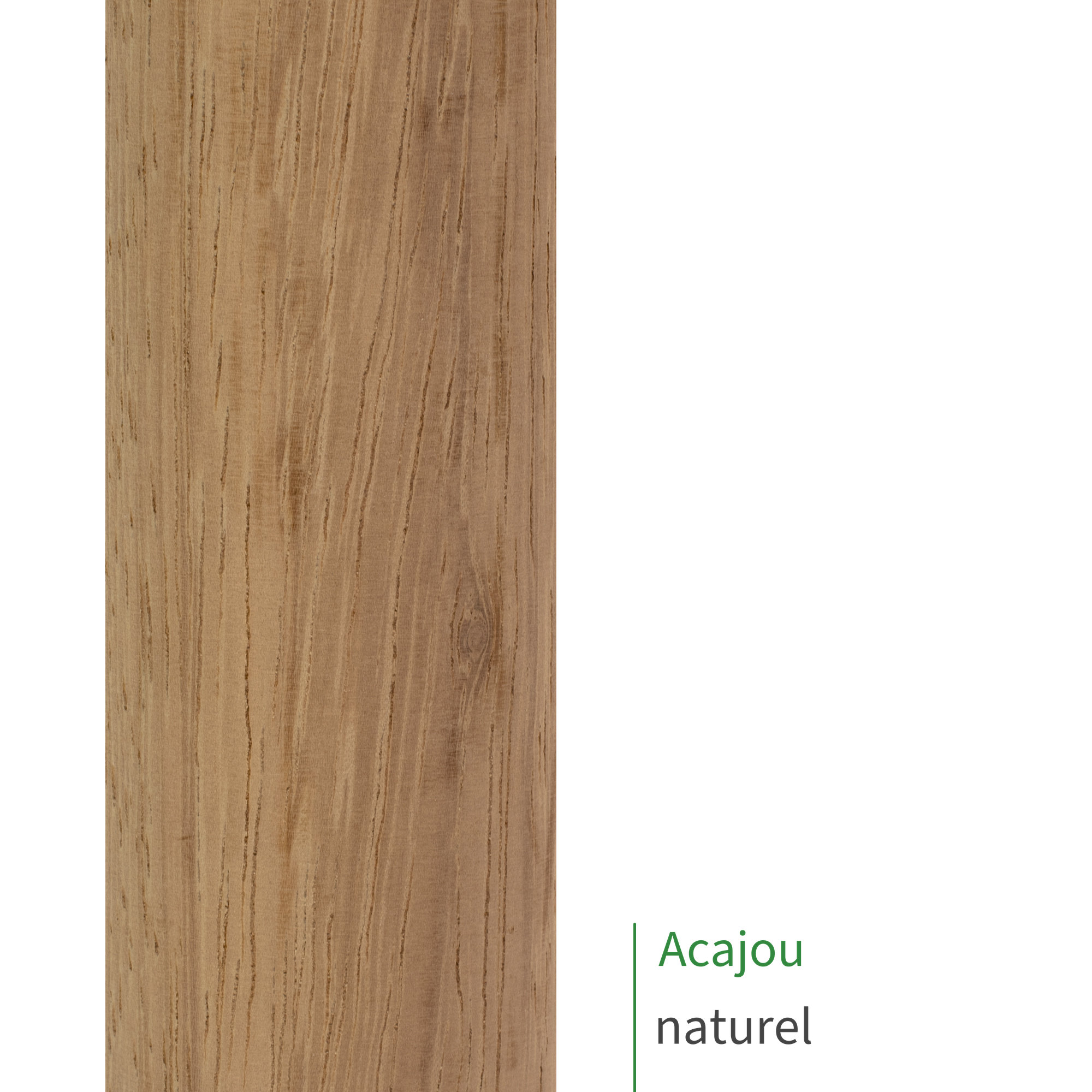 Main courante ronde en acajou au fini naturel : bois brun clair non traité et son veinage, mention Acajou naturel